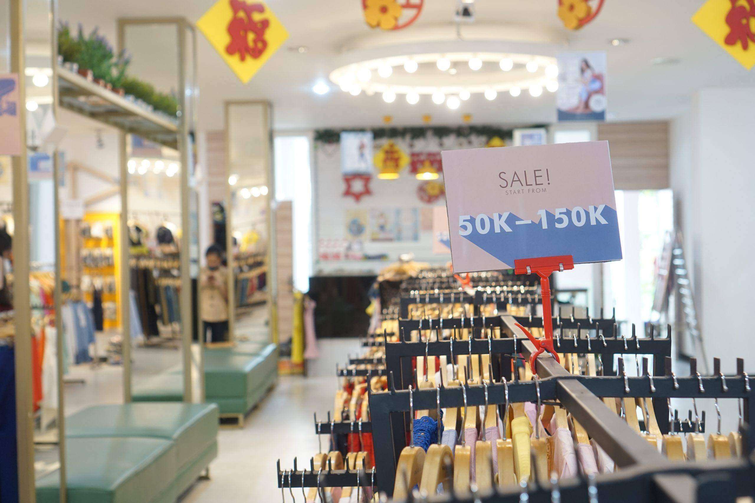 Foire Rhinestone Puff Sleeves Dress 521710