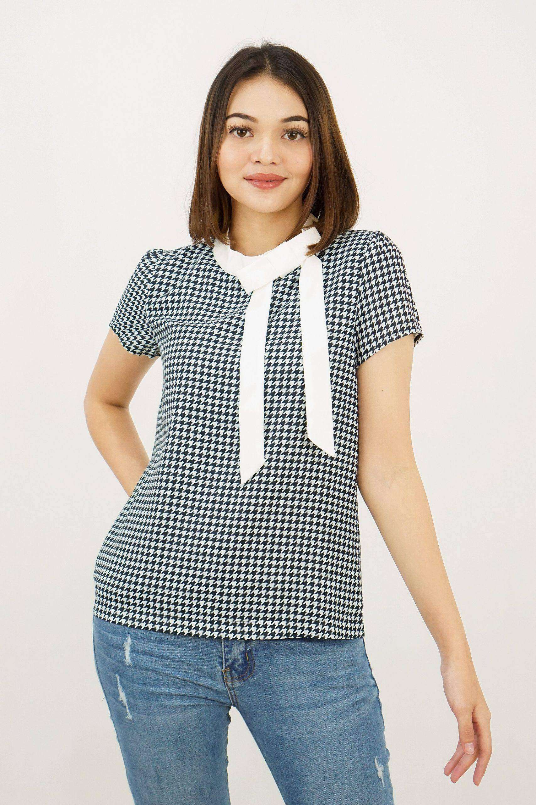 Kayca Anglaise Ruffle Sleeves Top 2018121