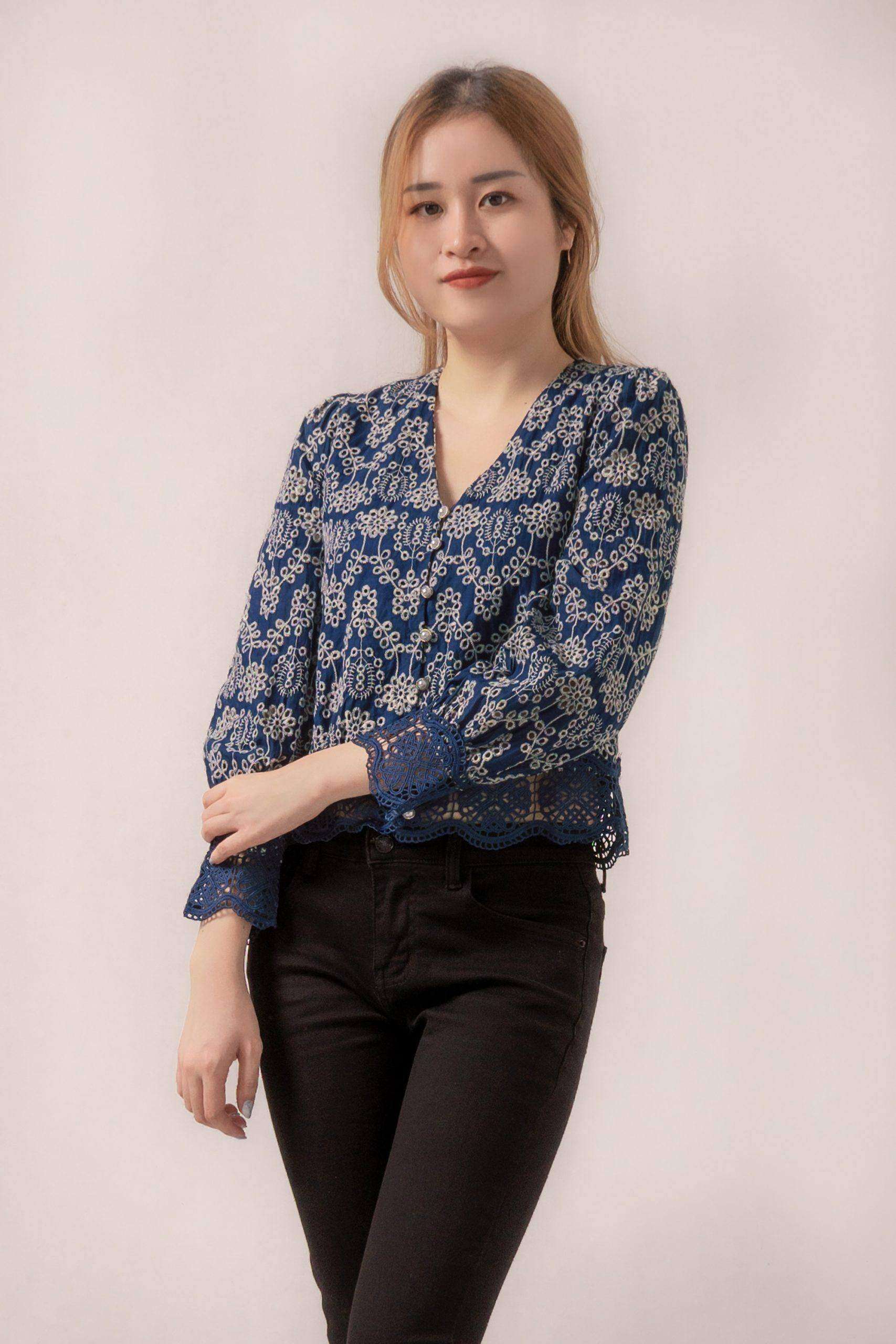 Amabel Two Button Slit Skort 887589