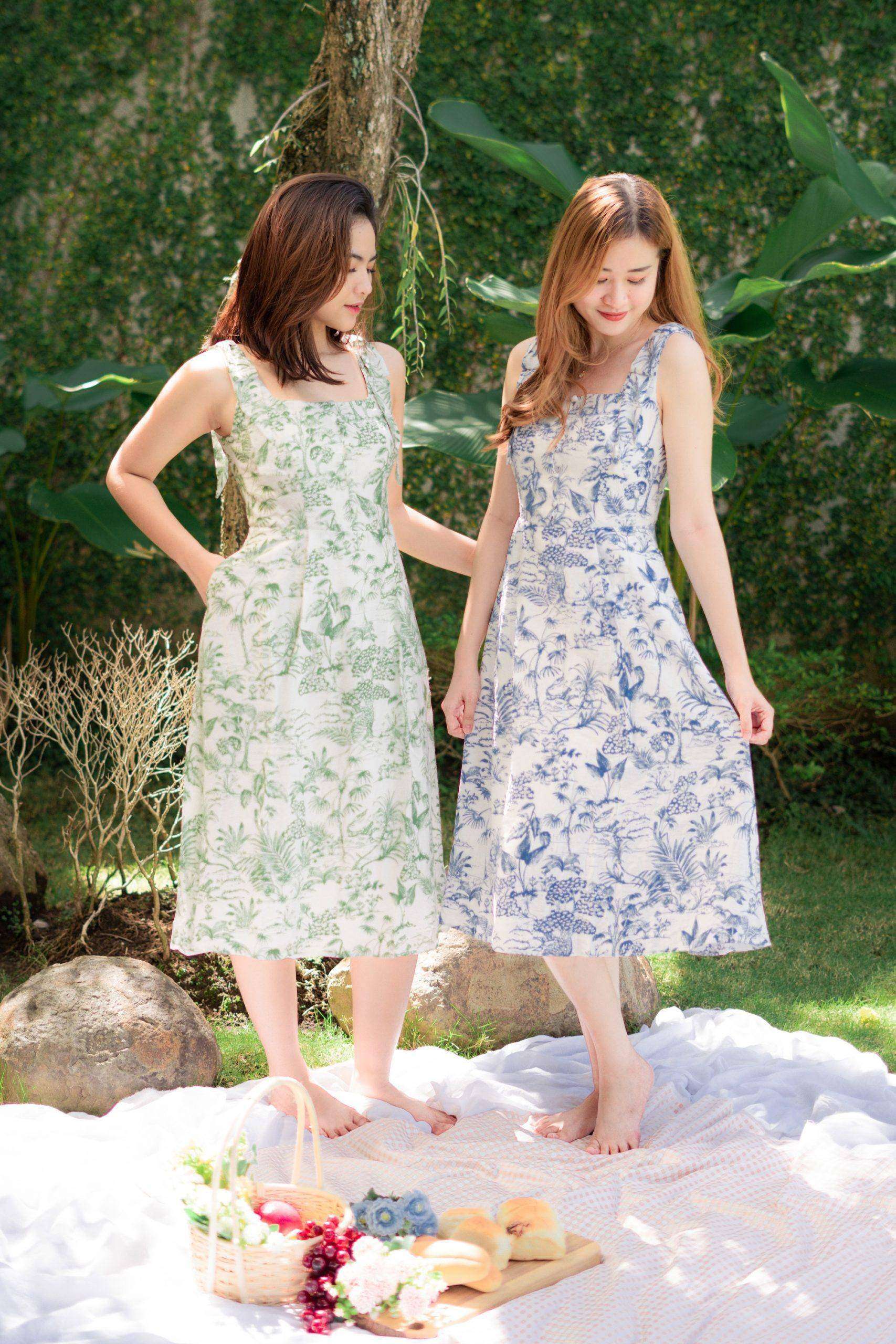 Tianzhi Embroidery Front-Slit Top 85882-1