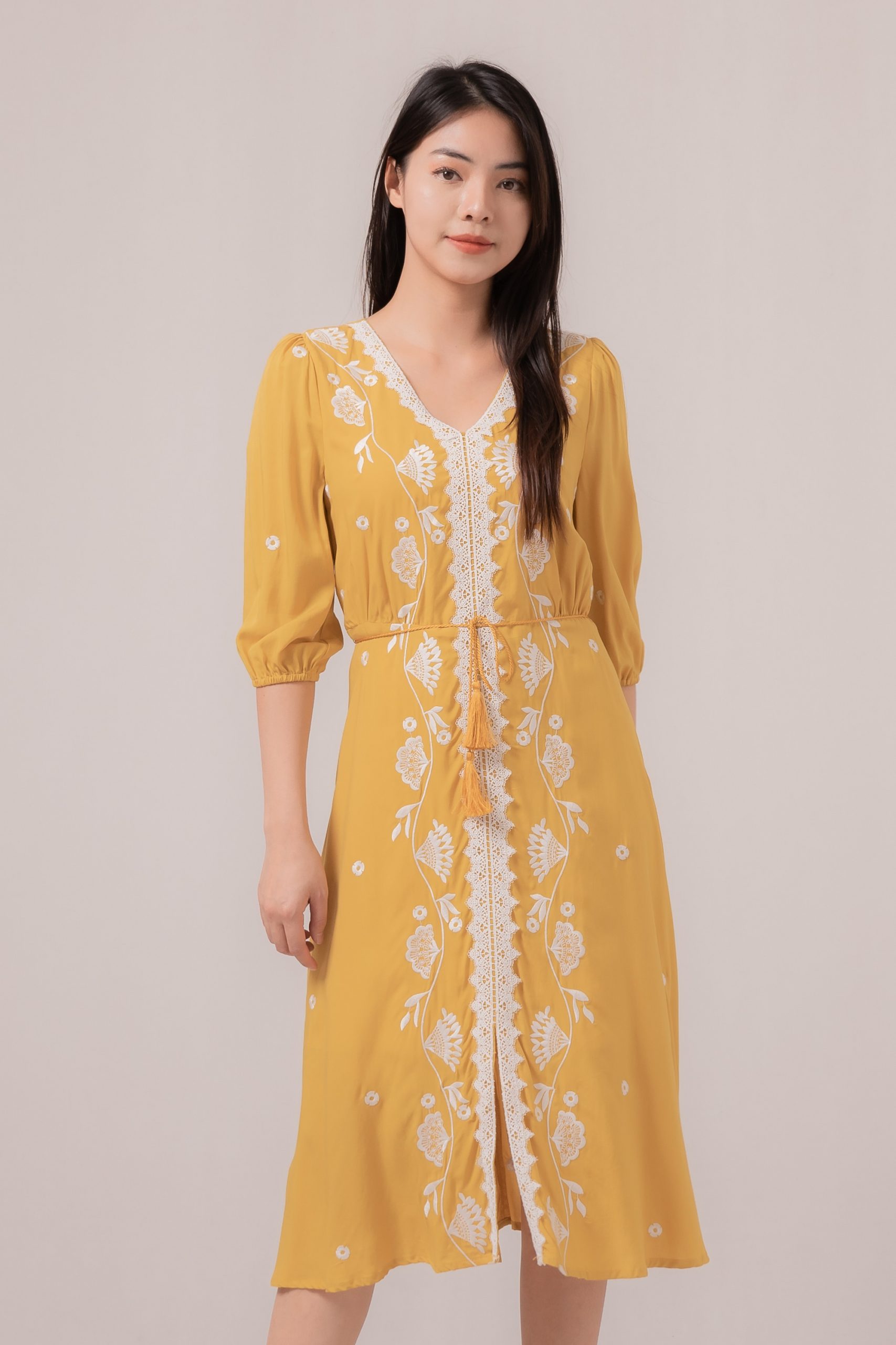 Nivle Embroidery Anglaise Top 85663