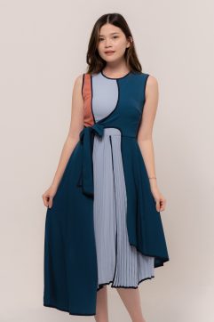 Patrisha V-Neck Button Top CC30237