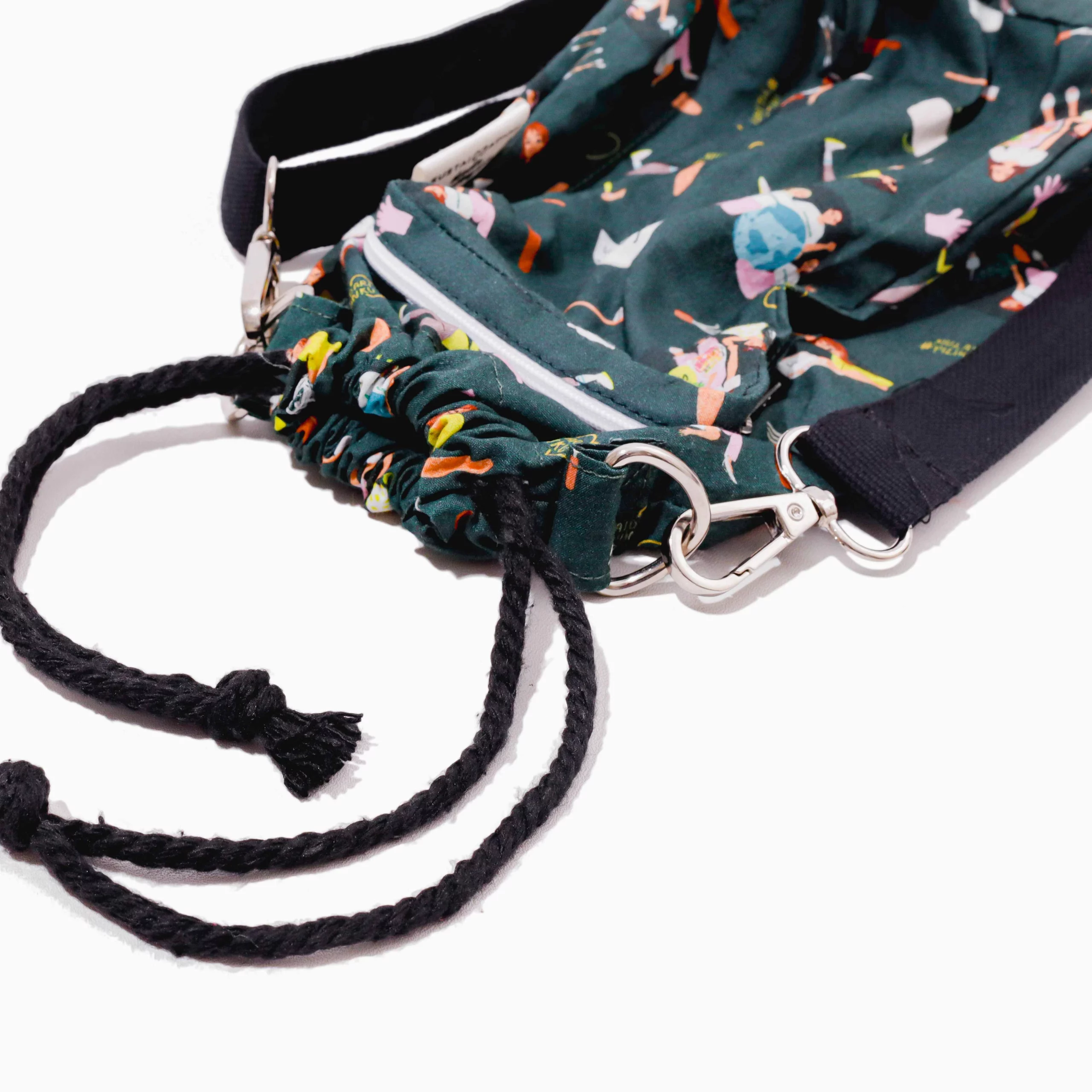 Dinda Sling Bag Black 4